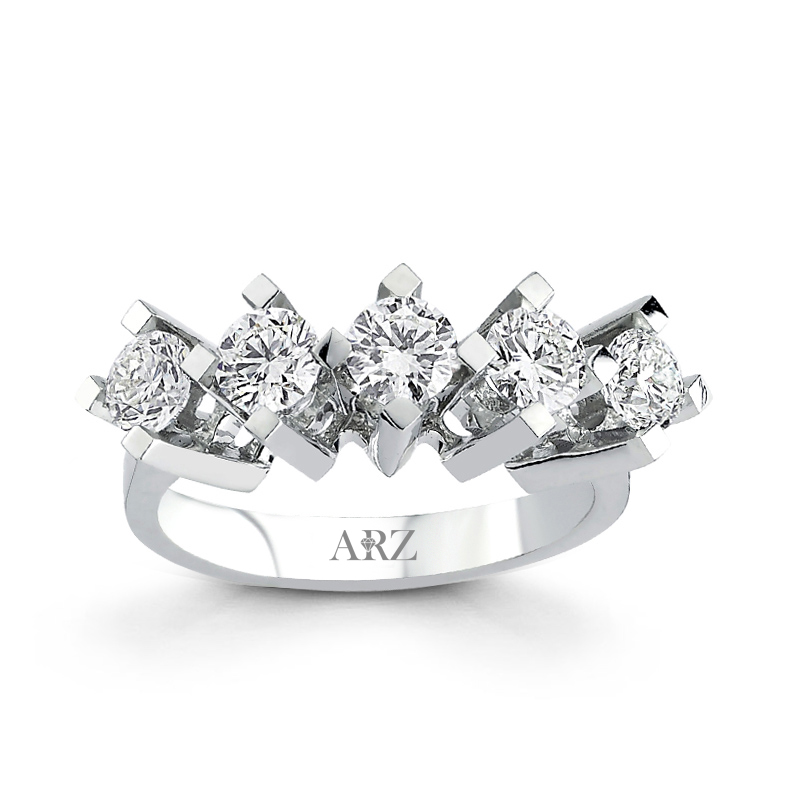 1.50 Karat Beştaş Pırlanta Yüzük - LKB1002