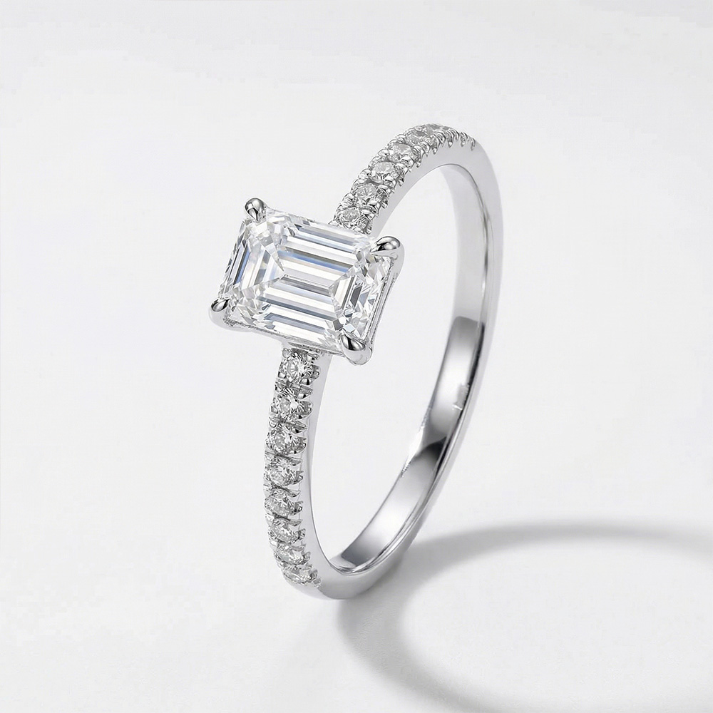 1.03 Karat Emerald TekTaş Laboratuvar Pırlanta Yüzük