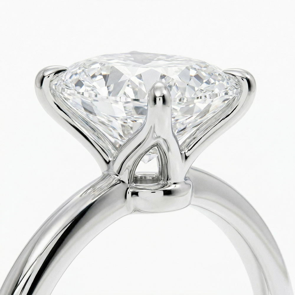 1.50 KARAT D Renk Vs2 Berraklık Oval Tektaş Yüzük 