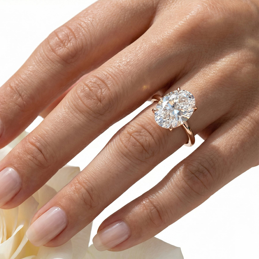 6 KARAT OVAL ROSE